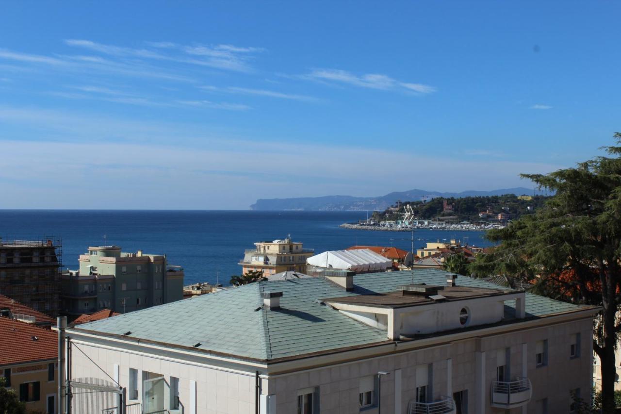 Hotel Palace Varazze Exterior foto