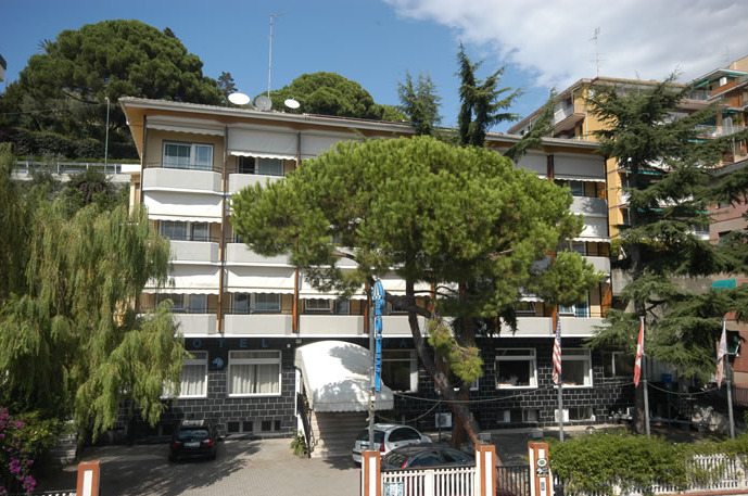 Hotel Palace Varazze Exterior foto
