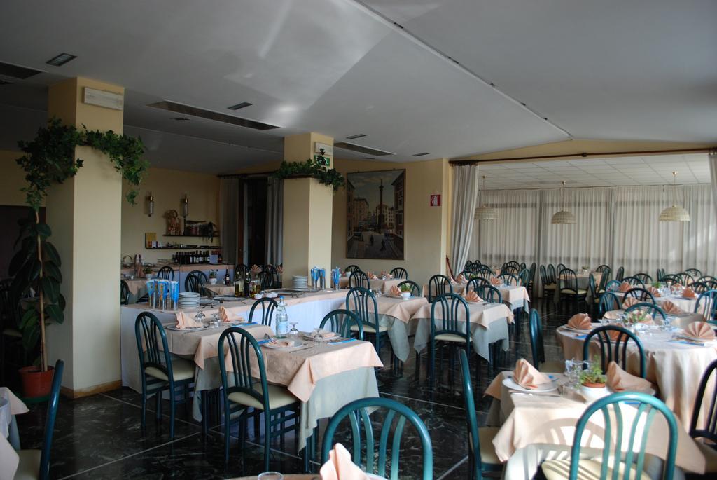 Hotel Palace Varazze Exterior foto