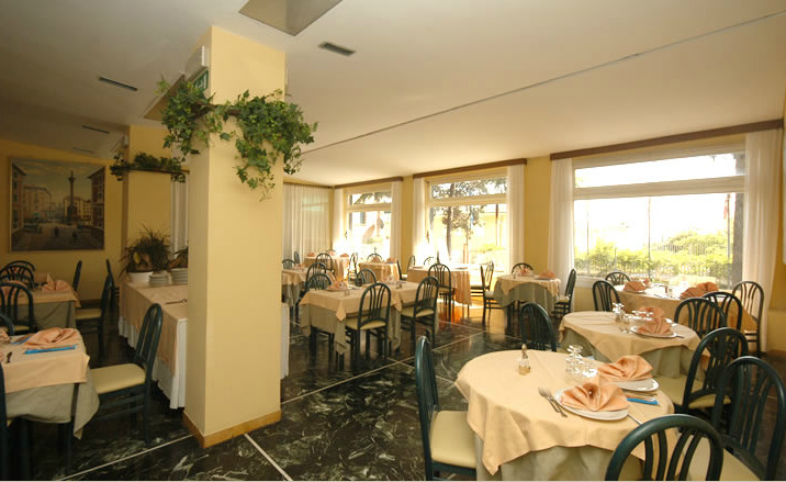 Hotel Palace Varazze Exterior foto