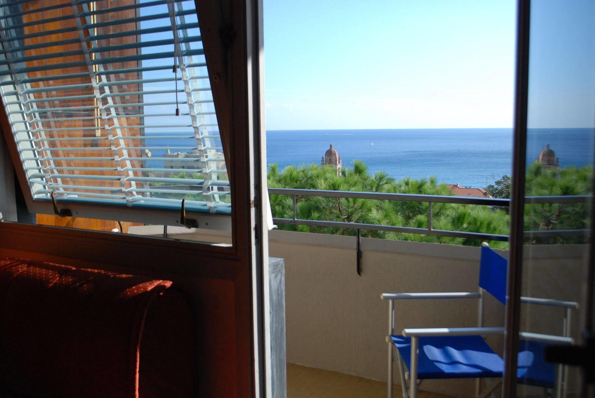 Hotel Palace Varazze Exterior foto